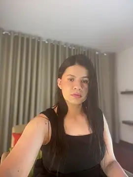 Alice Biel online show from 06-12-26, 01:10