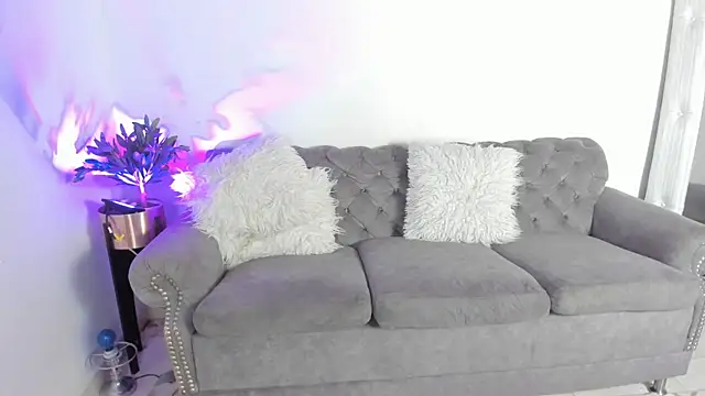 Sofi Vasquez online show from 01-28-25, 02:32