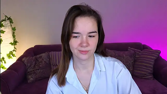 LindaRobertz online show from 01-24-25, 06:03