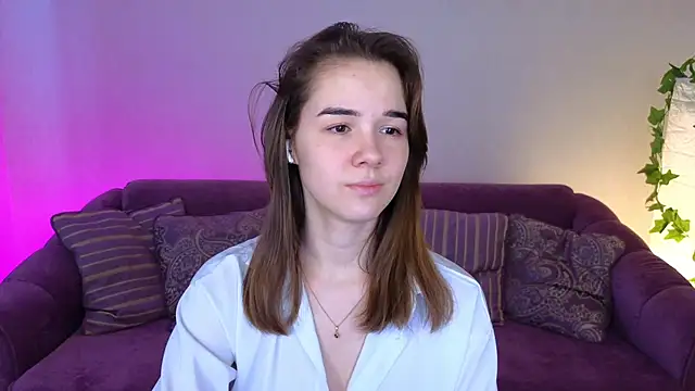 LindaRobertz online show from 01-25-25, 06:12