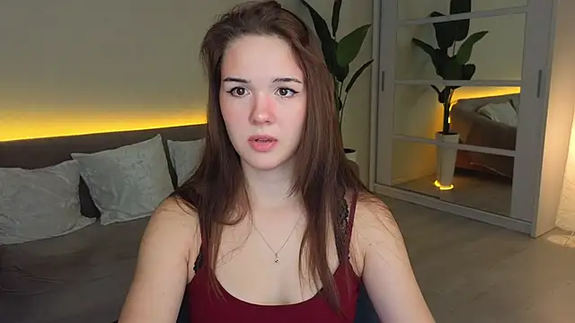 LindaRobertz online show from 09-15-25, 09:04