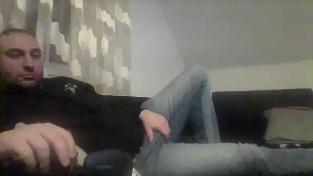 Snapshot of NewyorkDimi chatting on 12-29-24, 09:09 NewyorkDimi online show from 12-29-24, 09:09