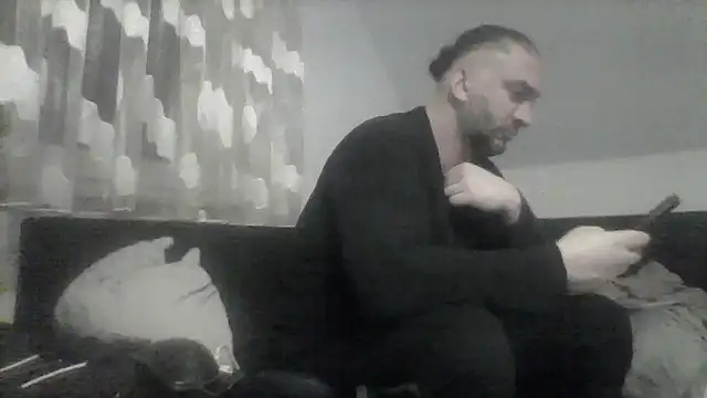 Snapshot of NewyorkDimi chatting on 02-16-25, 04:20 NewyorkDimi online show from 02-16-25, 04:20