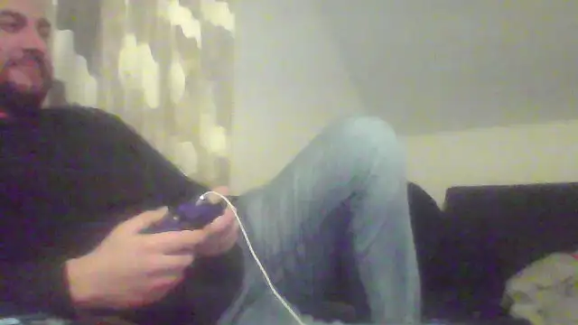 Snapshot of NewyorkDimi chatting on 02-16-25, 11:37 NewyorkDimi online show from 02-16-25, 11:37