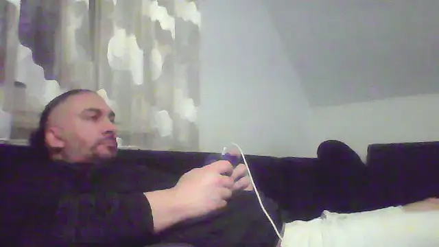 Snapshot of NewyorkDimi chatting on 02-27-25, 11:48 NewyorkDimi online show from 02-27-25, 11:48