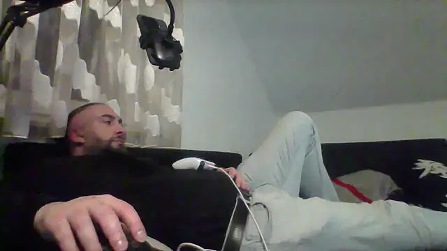 NewyorkDimi online show from 02-01-26, 04:44