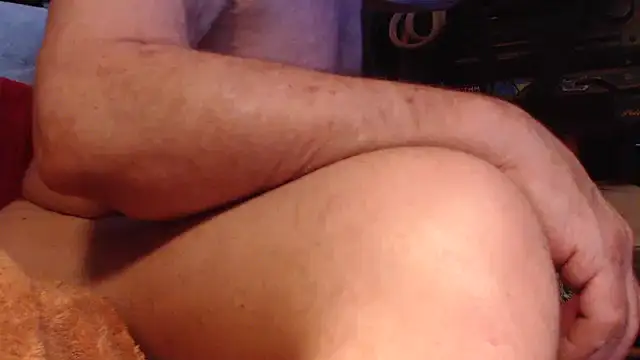 Snapshot of DREAMZ420 chatting on 11-20-25, 09:14 DREAMZ420 online show from 11-20-25, 09:14