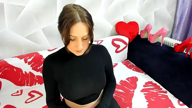 Sweet Lanaaaaa online show from 02-17-26, 02:02