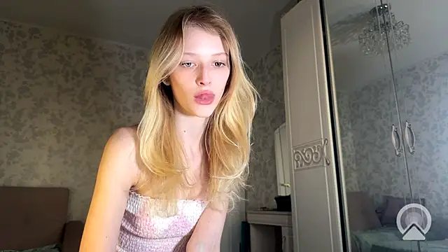 Evvie Summn1 online show from 09-08-25, 03:00