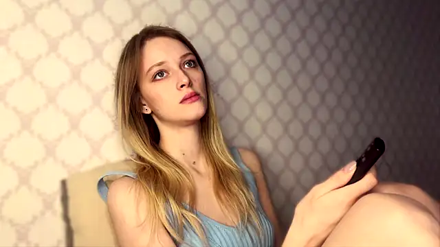 Evvie Summn1 online show from 03-02-26, 07:15