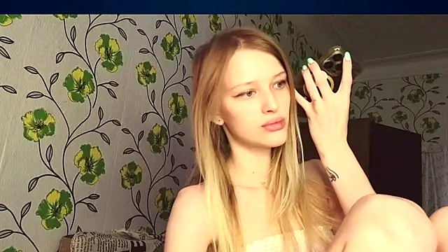 Evvie Summn1 online show from 05-30-26, 06:32