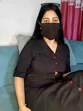 Kritika Hotty online show from 02-17-25, 02:04