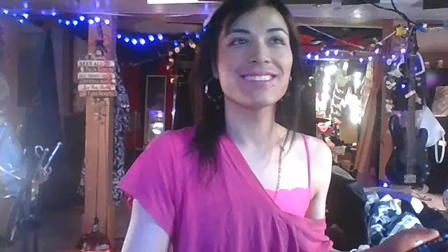 Michelle Flowers online show from 10-28-25, 02:37