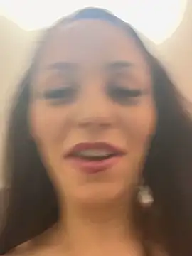 Chiara0102 online show from 04-29-26, 08:15