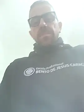 Snapshot of jonyfree1978 chatting on 12-11-24, 11:00 jonyfree1978 online show from 12-11-24, 11:00