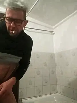 Snapshot of jonyfree1978 chatting on 02-19-25, 10:09 jonyfree1978 online show from 02-19-25, 10:09