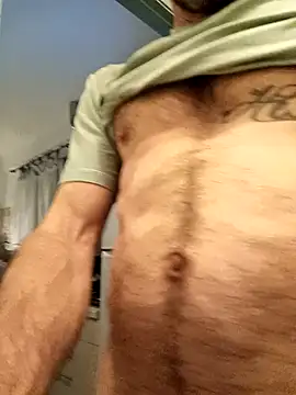 Snapshot of jonyfree1978 chatting on 10-28-25, 12:47 jonyfree1978 online show from 10-28-25, 12:47