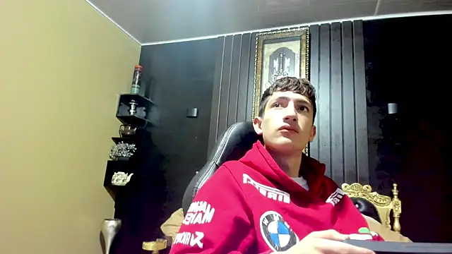Erik Osorio online show from 01-17-25, 04:36