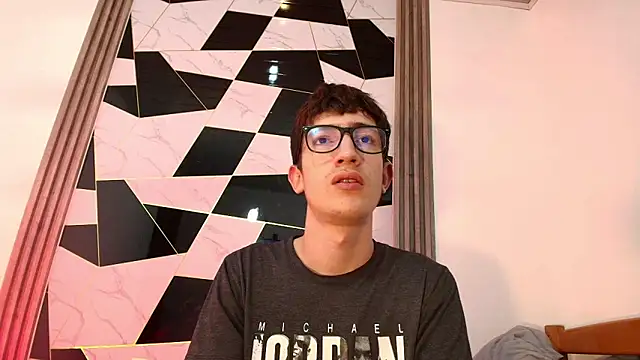 Erik Osorio online show from 02-07-25, 01:25