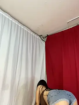 Snapshot of AnithaaYork chatting on 10-16-25, 12:06 AnithaaYork online show from 10-16-25, 12:06