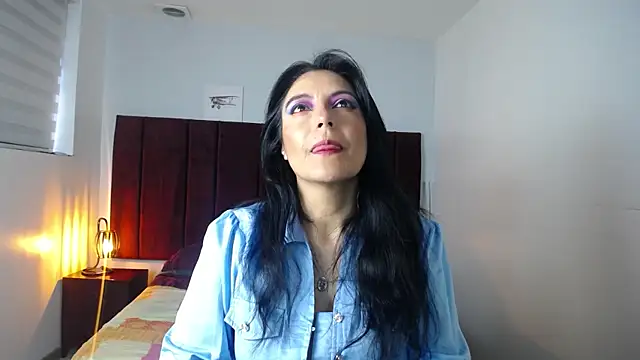 Zuzana21 online show from 12-06-24, 01:00