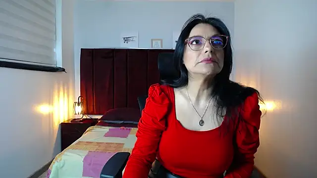 Zuzana21 online show from 12-18-24, 01:02