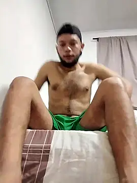 Snapshot of Zombra_42 chatting on 12-24-24, 06:44 Zombra 42 online show from 12-24-24, 06:44