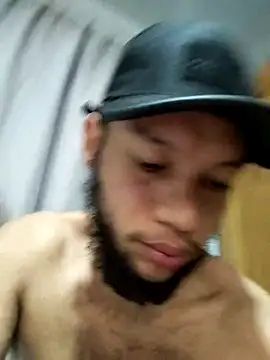 Snapshot of Zombra_42 chatting on 01-09-25, 04:19 Zombra 42 online show from 01-09-25, 04:19