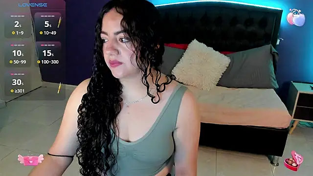Snapshot of Ambeer_Cute chatting on 02-10-25, 11:04 Ambeer Cute online show from 02-10-25, 11:04
