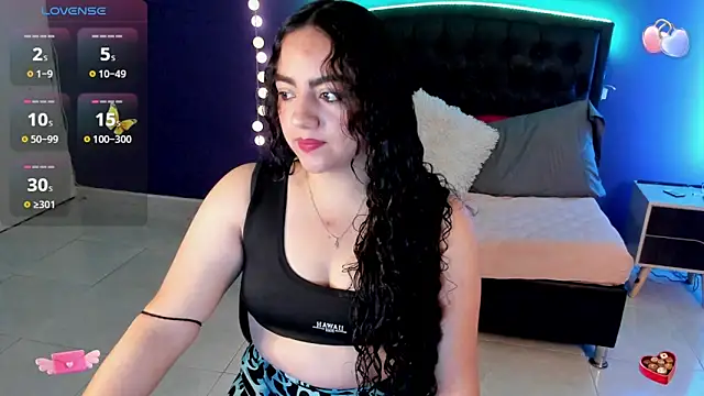 Snapshot of Ambeer_Cute chatting on 02-11-25, 11:10 Ambeer Cute online show from 02-11-25, 11:10
