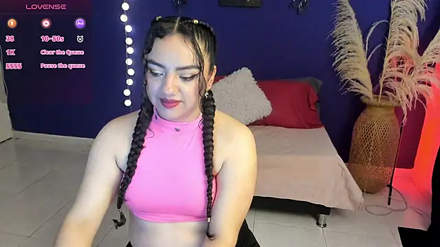 Snapshot of Ambeer_Cute chatting on 03-11-25, 11:12 Ambeer Cute online show from 03-11-25, 11:12