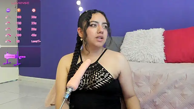 Snapshot of Ambeer_Cute chatting on 03-12-25, 06:11 Ambeer Cute online show from 03-12-25, 06:11