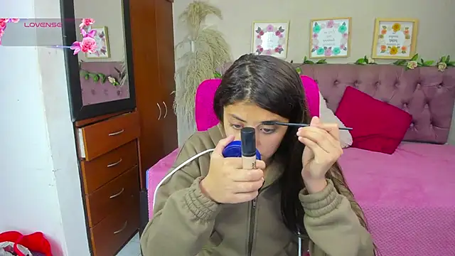 Lia Keen online show from 10-08-25, 12:47