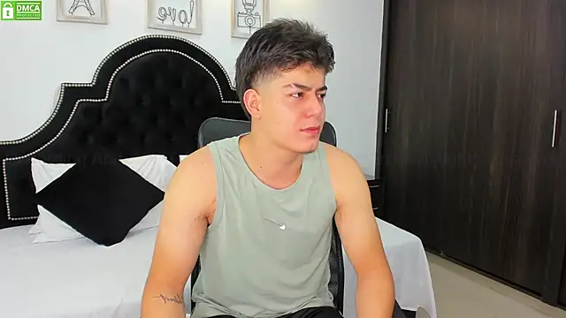 MaxxiCruz online show from 01-31-25, 12:18