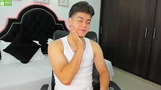 MaxxiCruz online show from 02-01-25, 12:16