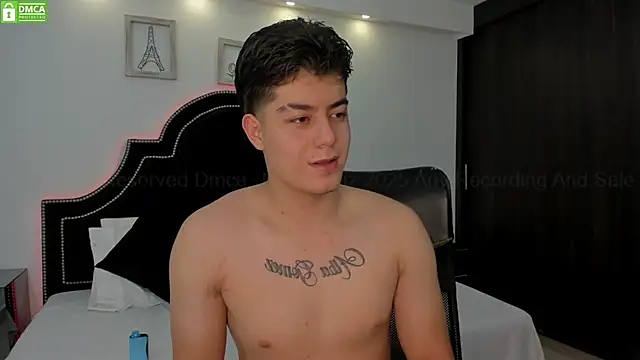 MaxxiCruz online show from 02-18-25, 02:49