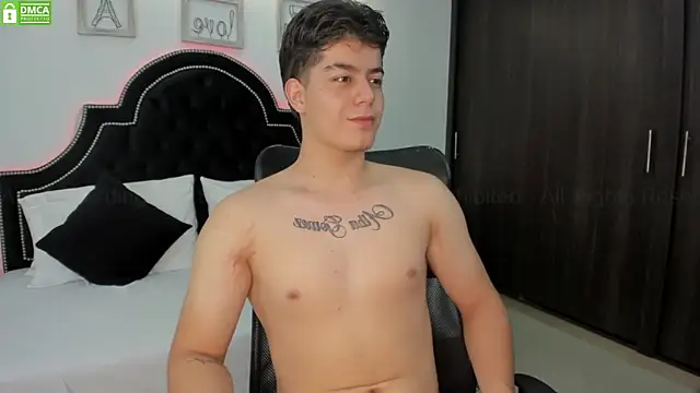 MaxxiCruz online show from 02-22-25, 05:24