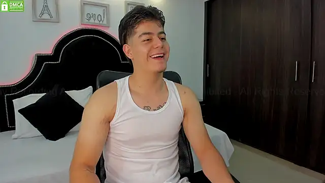 MaxxiCruz online show from 03-12-25, 01:58