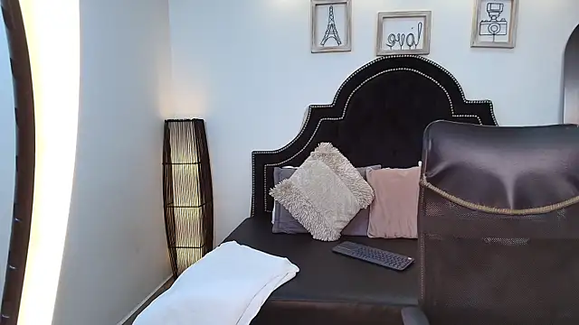 MaxxiCruz online show from 09-20-25, 11:50