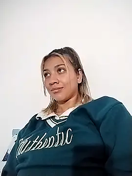 Snapshot of nina_carther chatting on 03-12-25, 03:07 nina carther online show from 03-12-25, 03:07
