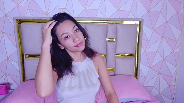 Snapshot of nina_carther chatting on 06-18-26, 11:03 nina carther online show from 06-18-26, 11:03