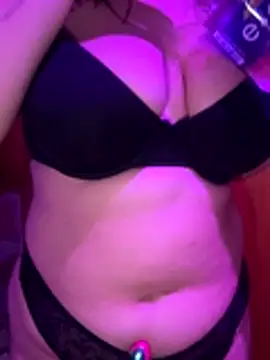 Snapshot of hannahcdmx chatting on 11-26-25, 06:53 hannahcdmx online show from 11-26-25, 06:53