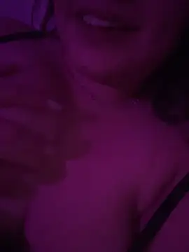 Snapshot of hannahcdmx chatting on 03-16-26, 09:24 hannahcdmx online show from 03-16-26, 09:24