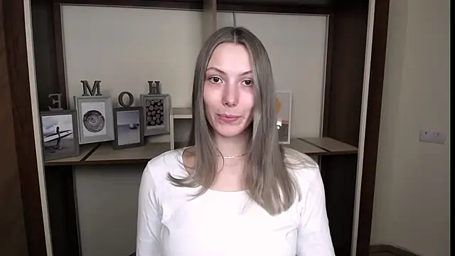 VanessaMay  online show from 03-04-26, 03:51