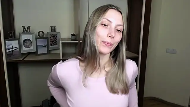 VanessaMay  online show from 03-10-26, 06:24