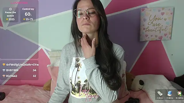 Mily Miley online show from 03-03-25, 10:42