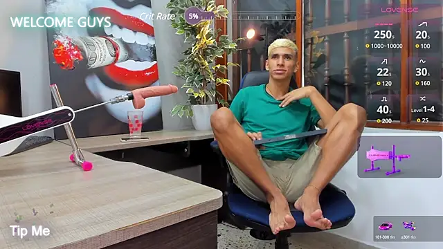 Snapshot of kieran_derek chatting on 01-17-25, 06:26 kieran derek online show from 01-17-25, 06:26