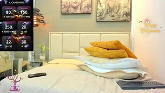 Snapshot of kieran_derek chatting on 10-27-25, 03:32 kieran derek online show from 10-27-25, 03:32