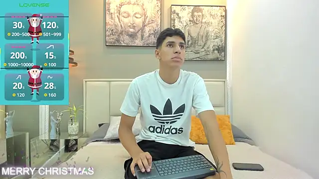 Snapshot of kieran_derek chatting on 12-23-25, 03:37 kieran derek online show from 12-23-25, 03:37