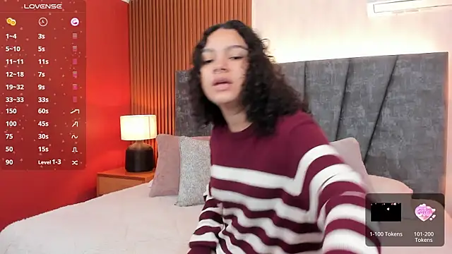 pretty sunlight  online show from 12-28-24, 02:11